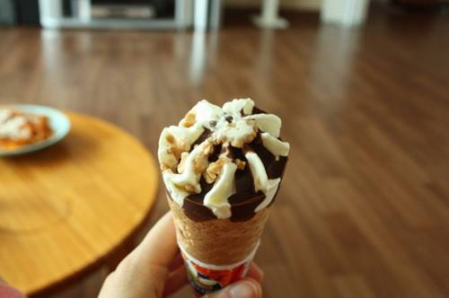 林下轻风待落梅的诗句