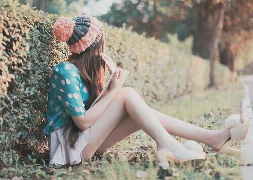 王字开头春节藏头诗句