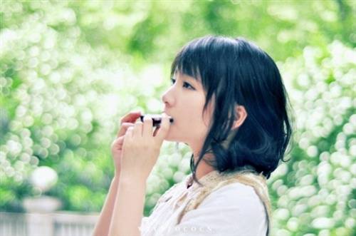 有关骏马银枪的诗句