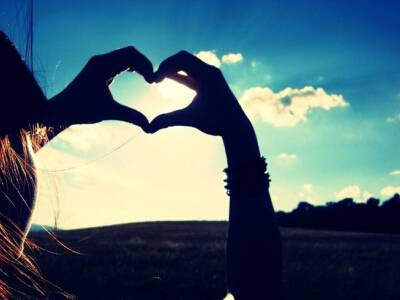 形容流汗却开心的诗句