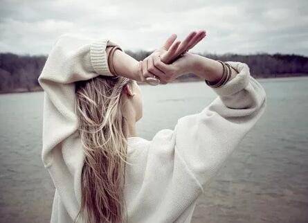 夕阳下渔民的诗句