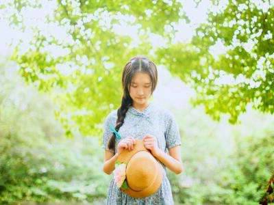 用诗句来赞美西湖