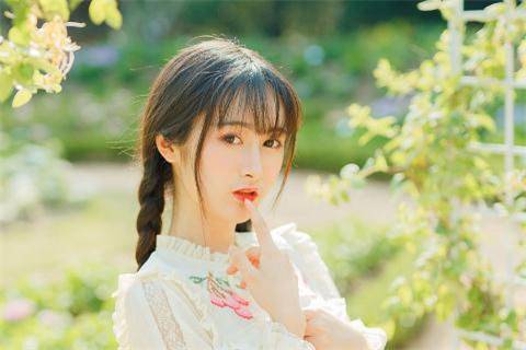 游子吟古诗配画简笔画