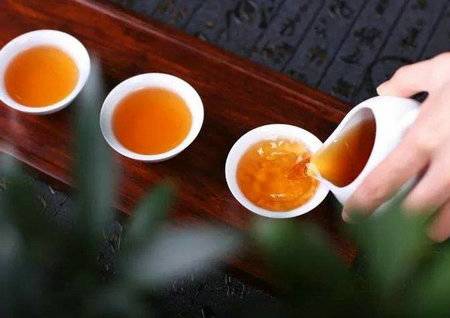 描写月夜或月亮的古诗