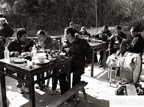 我国各地区的丧葬酒礼习俗_酒礼习俗