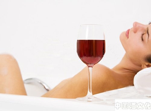 红酒瘦身法 睡前一小杯红酒_品酒养生