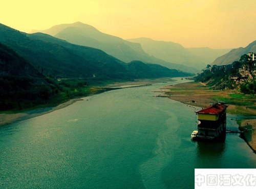 赤水河流域酒文化旅游应如何做到“特色”开发?_酒史文化