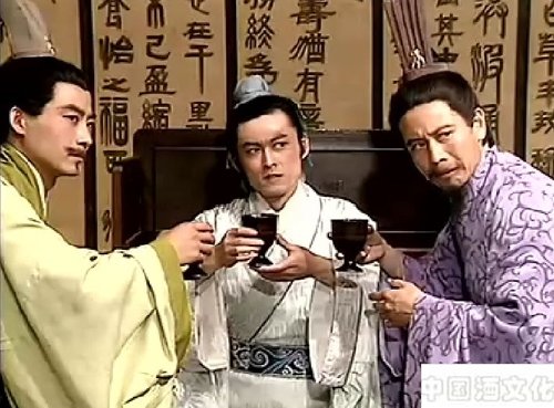 曹植因贪杯误前程_酒史文化