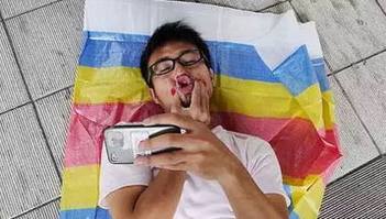 单身狗如何假装有女朋友?