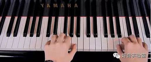 钢琴盲变身艺术大师