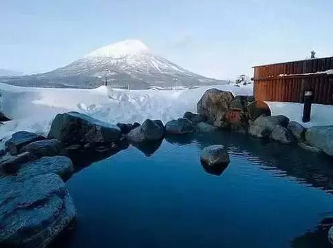 春节朋友圈装逼必备图 附文案