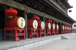 点击新窗口打开大图