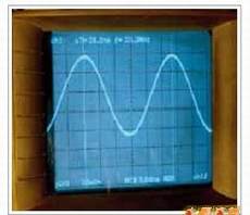 图3,在35MHz和0.9V输出时,振荡器产生高质量的正弦波。