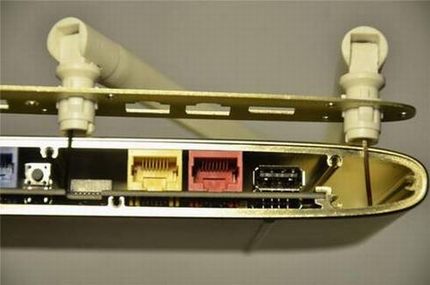 极路由3做工如何?极路由3智能路由器拆解图文评测