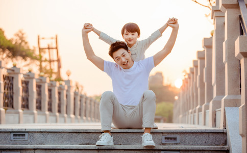 姓周男孩如何起名字