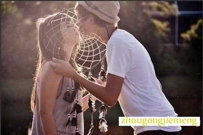 �ε������ѵ��ҵ�������Ů��§������