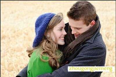 �μ���Ů��