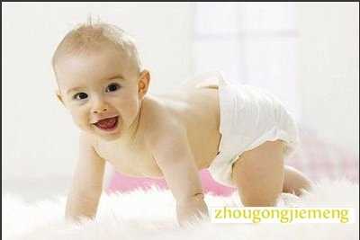 梦见自己宝宝在笑