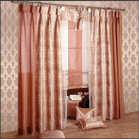 家居窗帘色调与主人的性格品位