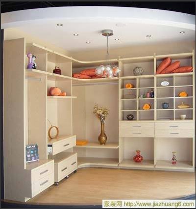 打造时尚衣帽间 整体衣柜购买全攻略