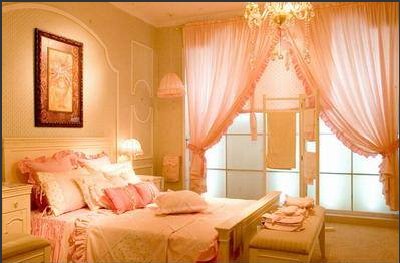 挂上好窗帘 增添好心情