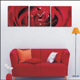 创意设计 装饰画与挂钟巧妙融为一体